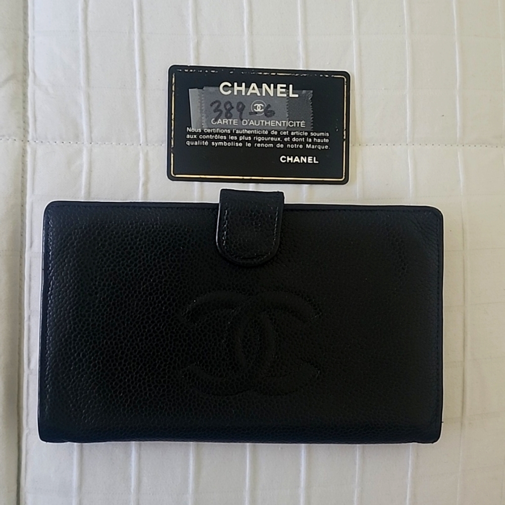 Chanel wallet
